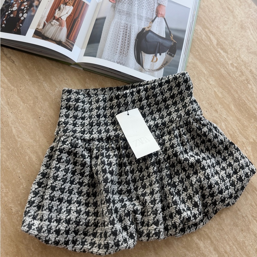 Zara Monochrome Houndstooth Balloon Mini Skirt